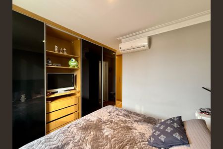 Apartamento à venda com 115m², 3 quartos e 2 vagasSuíte 1