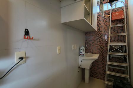 Apartamento para alugar com 128m², 3 quartos e 1 vagaÁrea de Serviço