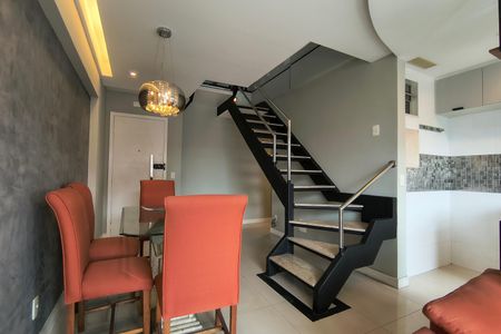 Apartamento para alugar com 128m², 3 quartos e 1 vagaSala