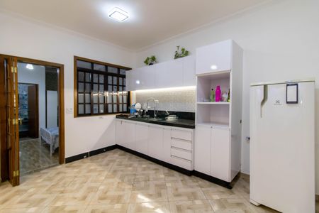 Casa para alugar com 250m², 3 quartos e 7 vagas Casa para alugar com 250m², 3 quartos e 7 vagasCozinha