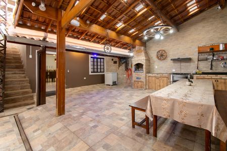 Casa para alugar com 250m², 3 quartos e 7 vagas Casa para alugar com 250m², 3 quartos e 7 vagasArea Gourmet