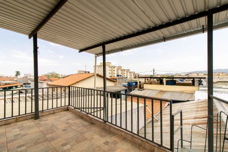 Casa para alugar com 250m², 3 quartos e 7 vagas Casa para alugar com 250m², 3 quartos e 7 vagasTerraço