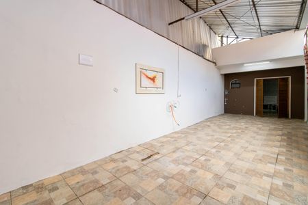 Casa para alugar com 250m², 3 quartos e 7 vagas Casa para alugar com 250m², 3 quartos e 7 vagasGaragem