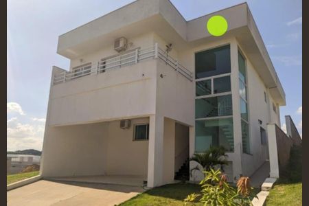 Casa de condomínio à venda com 350m², 4 quartos e 4 vagasFoto 02