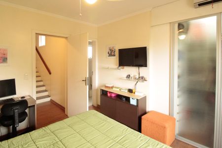 Casa à venda com 180m², 3 quartos e 3 vagasSuíte 