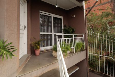 Casa à venda com 180m², 3 quartos e 3 vagasFachada