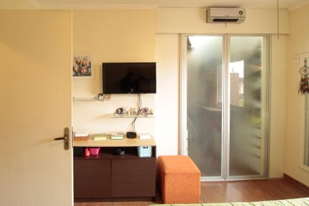 Casa à venda com 180m², 3 quartos e 3 vagasSuíte 