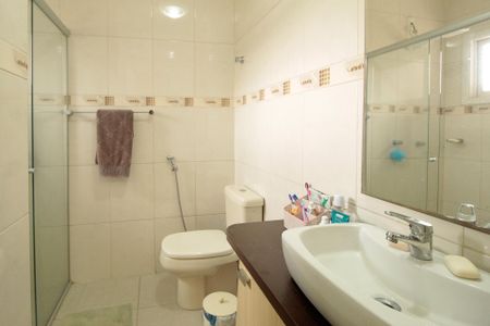 Casa à venda com 180m², 3 quartos e 3 vagasBanheiro