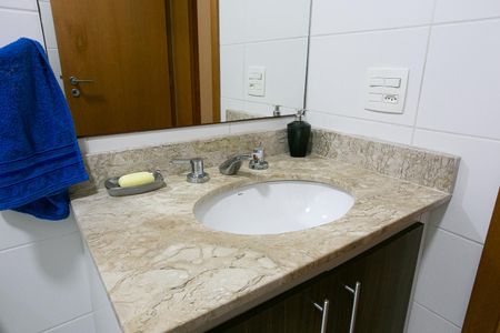 Apartamento à venda com 171m², 4 quartos e 3 vagasBanheiro Social