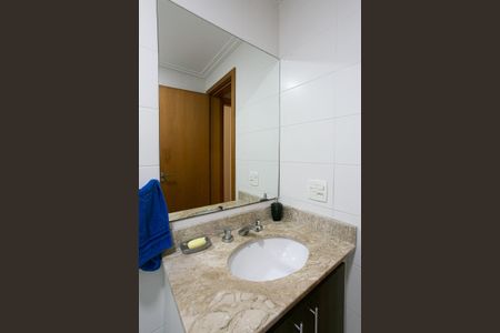 Apartamento à venda com 171m², 4 quartos e 3 vagasBanheiro Social