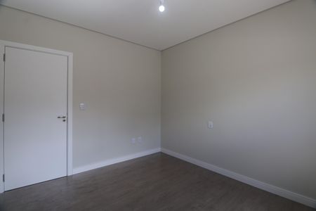 Casa à venda com 131m², 3 quartos e 2 vagasQuarto 2