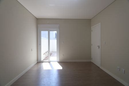 Casa à venda com 131m², 3 quartos e 2 vagasQuarto Suíte