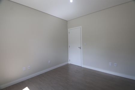 Casa à venda com 131m², 3 quartos e 2 vagasQuarto 2