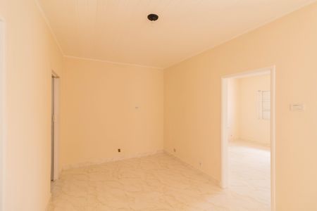 Casa para alugar com 92m², 3 quartos e 2 vagasSala