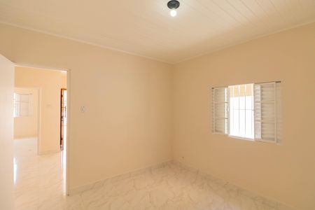 Casa para alugar com 92m², 3 quartos e 2 vagasQuarto 2