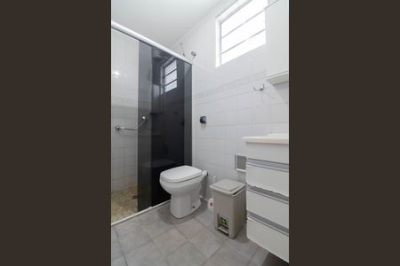 Casa para alugar com 92m², 3 quartos e 2 vagasBanheiro Social