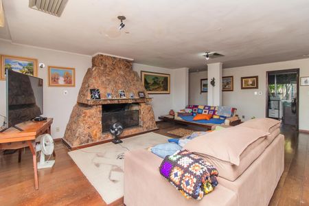 Casa à venda com 401m², 3 quartos e 2 vagasSala