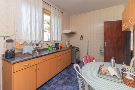 Casa à venda com 401m², 3 quartos e 2 vagasCozinha