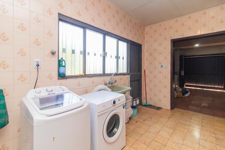 Casa à venda com 401m², 3 quartos e 2 vagasÁrea de Serviço