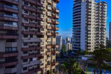 Apartamento à venda com 200m², 4 quartos e 3 vagasVista do Quarto 2