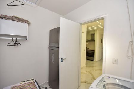Apartamento à venda com 200m², 4 quartos e 3 vagasLavanderia
