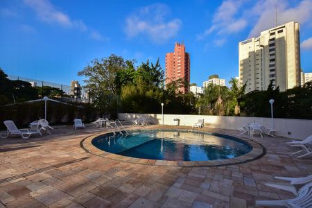 Apartamento à venda com 200m², 4 quartos e 3 vagasPiscina