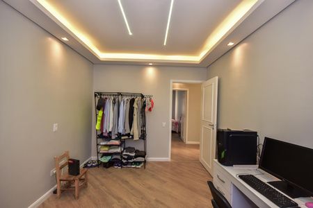 Apartamento à venda com 200m², 4 quartos e 3 vagasQuarto 1