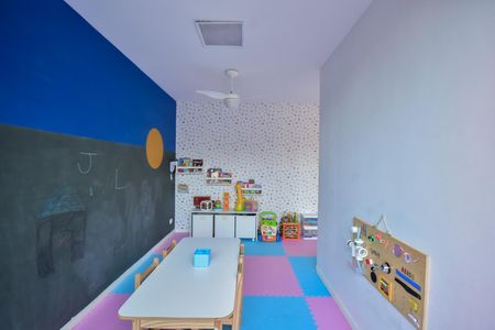 Apartamento à venda com 200m², 4 quartos e 3 vagasBrinquedoteca