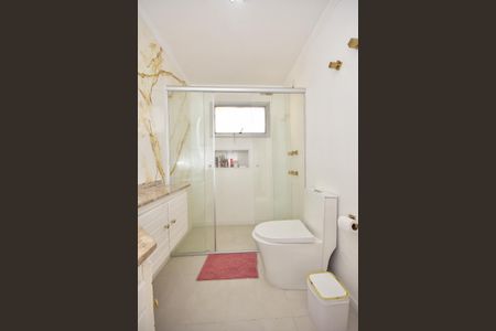 Apartamento à venda com 200m², 4 quartos e 3 vagasBanheiro Suíte 1