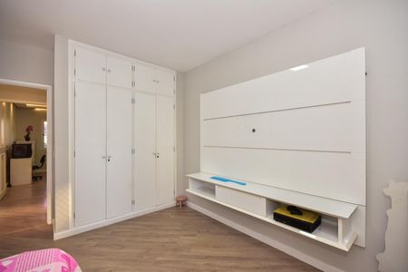 Apartamento à venda com 200m², 4 quartos e 3 vagasQuarto 2