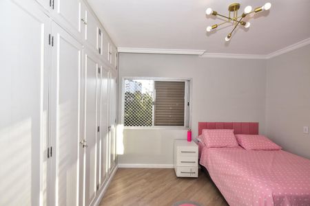 Apartamento à venda com 200m², 4 quartos e 3 vagasSuíte 2