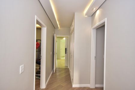 Apartamento à venda com 200m², 4 quartos e 3 vagasCorredor