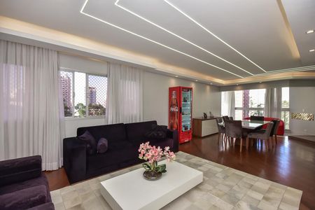 Apartamento à venda com 200m², 4 quartos e 3 vagasSala