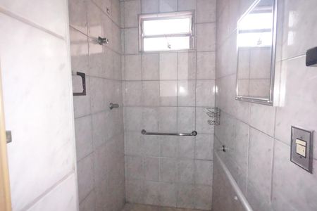 Casa à venda com 170m², 3 quartos e 2 vagasBanheiro 3