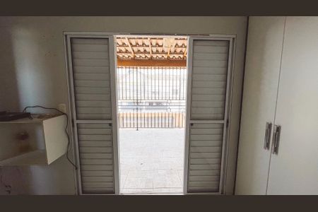 Casa à venda com 240m², 3 quartos e 4 vagasVaranda do Quarto Suíte