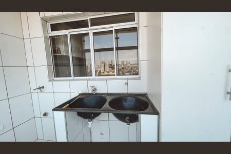 Casa à venda com 240m², 3 quartos e 4 vagasÁrea de Serviço