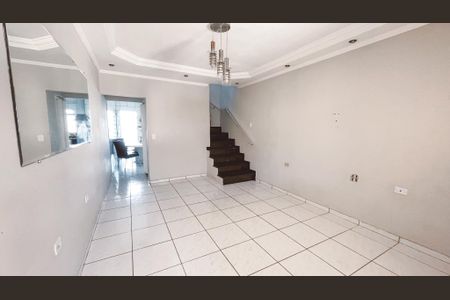 Casa à venda com 240m², 3 quartos e 4 vagasSala