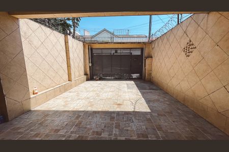 Casa à venda com 240m², 3 quartos e 4 vagasGaragem