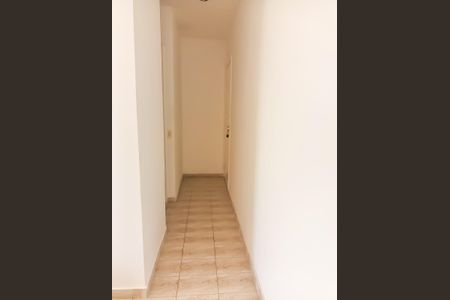 Apartamento à venda com 74m², 3 quartos e 1 vaga Apartamento à venda com 74m², 3 quartos e 1 vagaCorredor