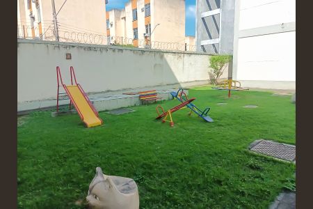 Apartamento à venda com 74m², 3 quartos e 1 vaga Apartamento à venda com 74m², 3 quartos e 1 vagaÁrea comum - Playground