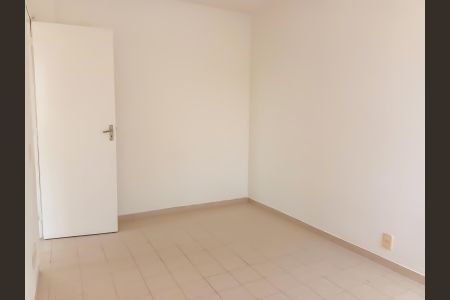 Apartamento à venda com 74m², 3 quartos e 1 vaga Apartamento à venda com 74m², 3 quartos e 1 vagaQuarto 2