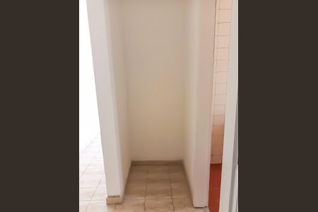 Apartamento à venda com 74m², 3 quartos e 1 vaga Apartamento à venda com 74m², 3 quartos e 1 vagaQuarto de Serviço