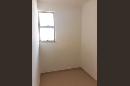 Apartamento à venda com 74m², 3 quartos e 1 vaga Apartamento à venda com 74m², 3 quartos e 1 vagaQuarto de Serviço