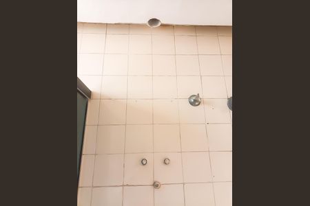 Apartamento à venda com 74m², 3 quartos e 1 vaga Apartamento à venda com 74m², 3 quartos e 1 vagaBanheiro