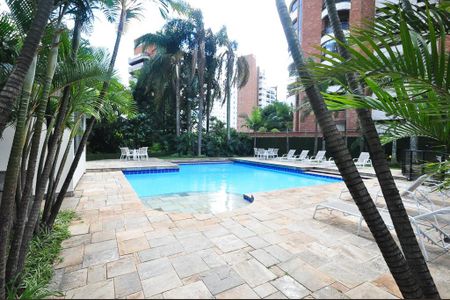 Apartamento à venda com 200m², 4 quartos e 3 vagasPiscina