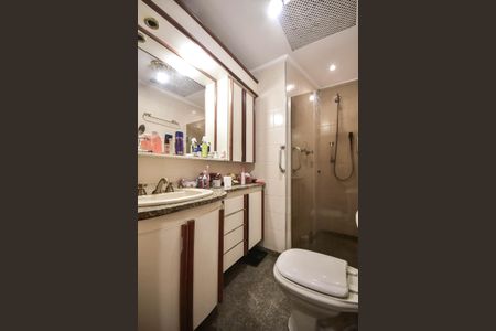 Apartamento à venda com 200m², 4 quartos e 3 vagasBanheiro