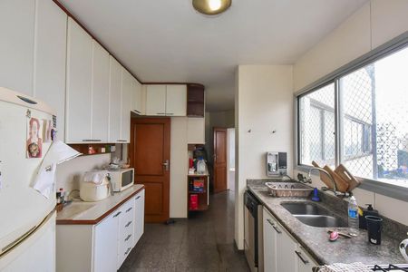 Apartamento à venda com 200m², 4 quartos e 3 vagasCozinha