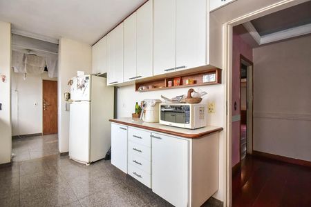 Apartamento à venda com 200m², 4 quartos e 3 vagasCozinha
