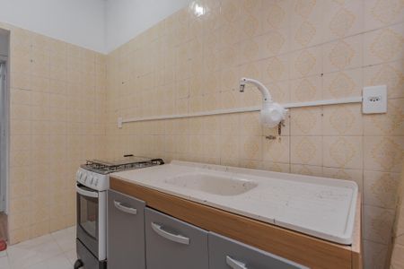 Apartamento à venda com 60m², 2 quartos e sem vaga Apartamento à venda com 60m², 2 quartos e sem vagaCozinha e Área de Serviço