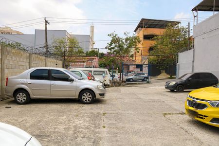 Casa à venda com 650m², 1 quarto e 20 vagasQuintal